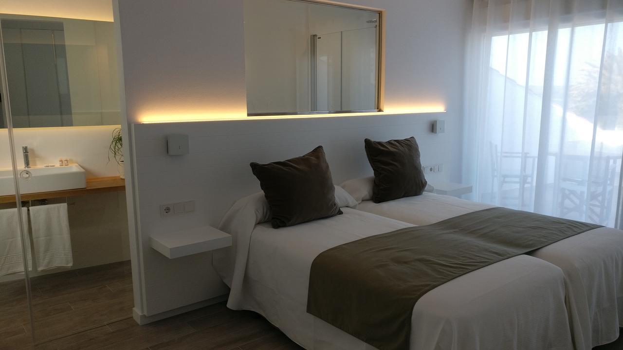 Hostal La Palma Fornells  Exteriör bild
