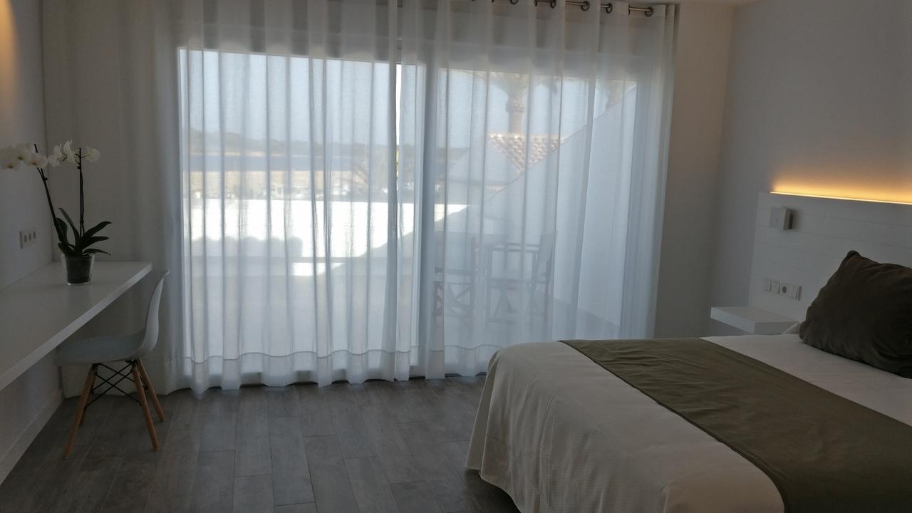 Hostal La Palma Fornells  Exteriör bild