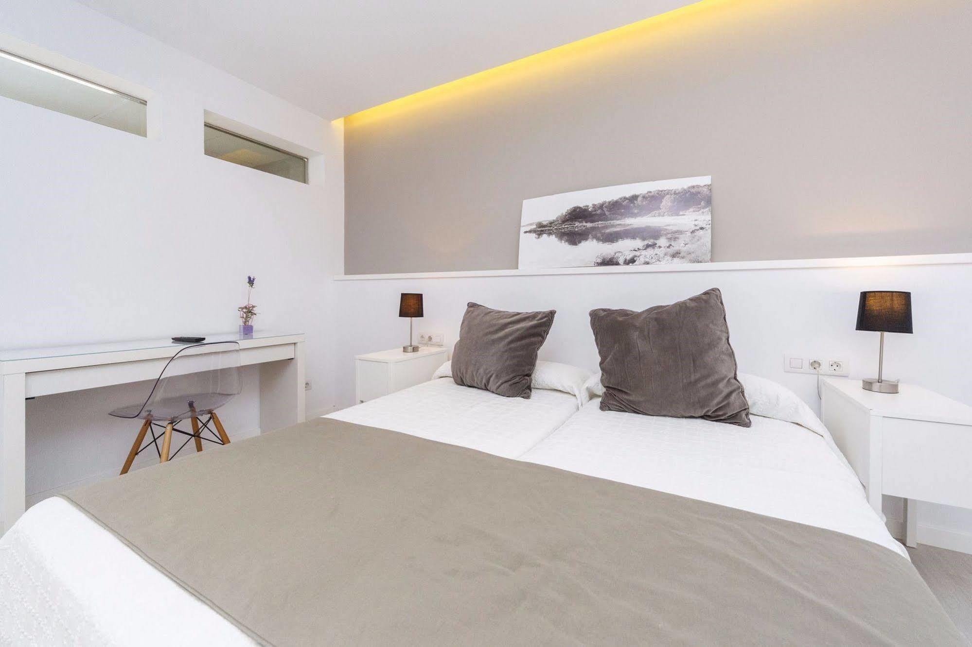 Hostal La Palma Fornells  Exteriör bild