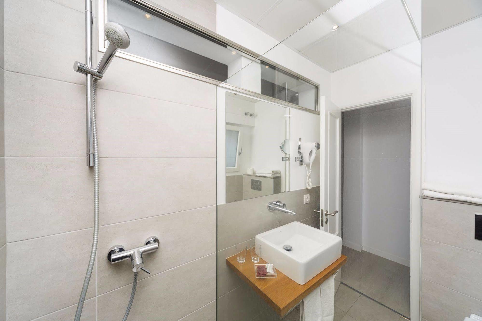 Hostal La Palma Fornells  Exteriör bild